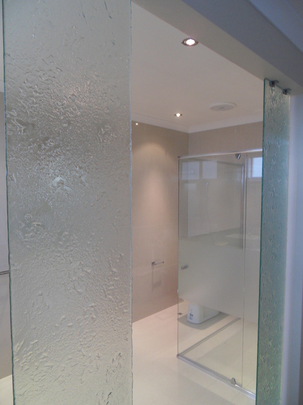Custom made shower screens for your Perth bathroom